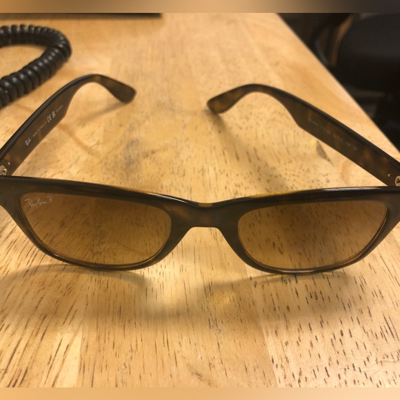 RB4640 - Picture 2 of 4